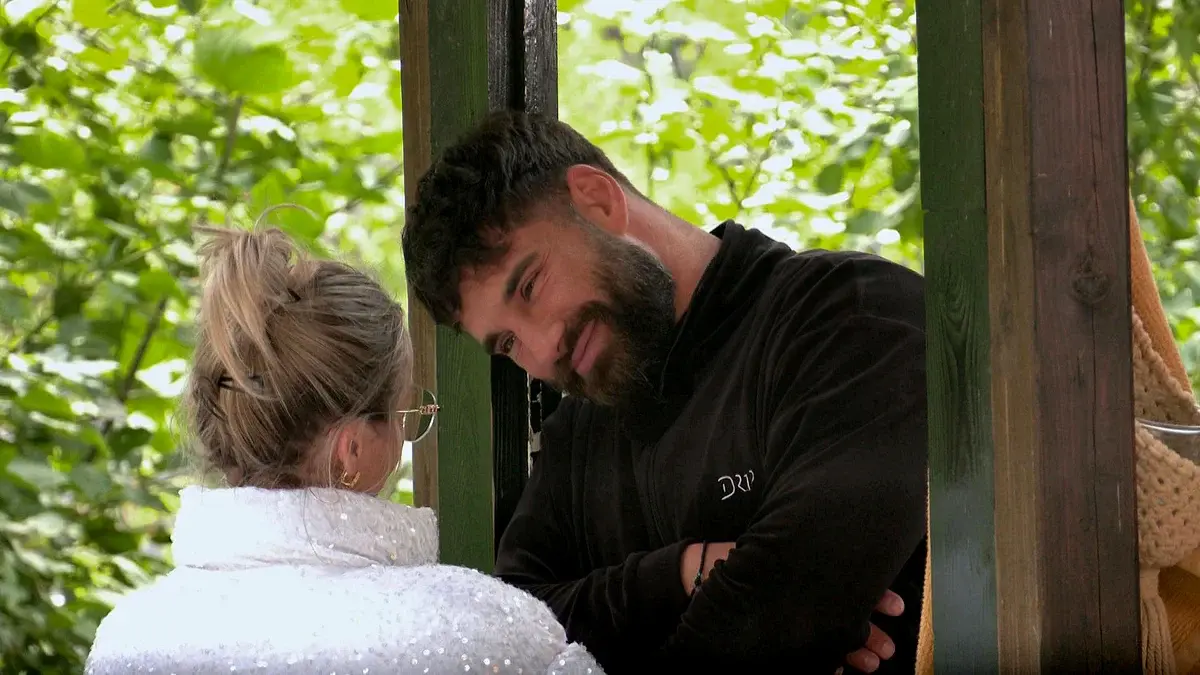 Warum Aleks Emmy kaltlässt – und warum die Show die Regeln bricht