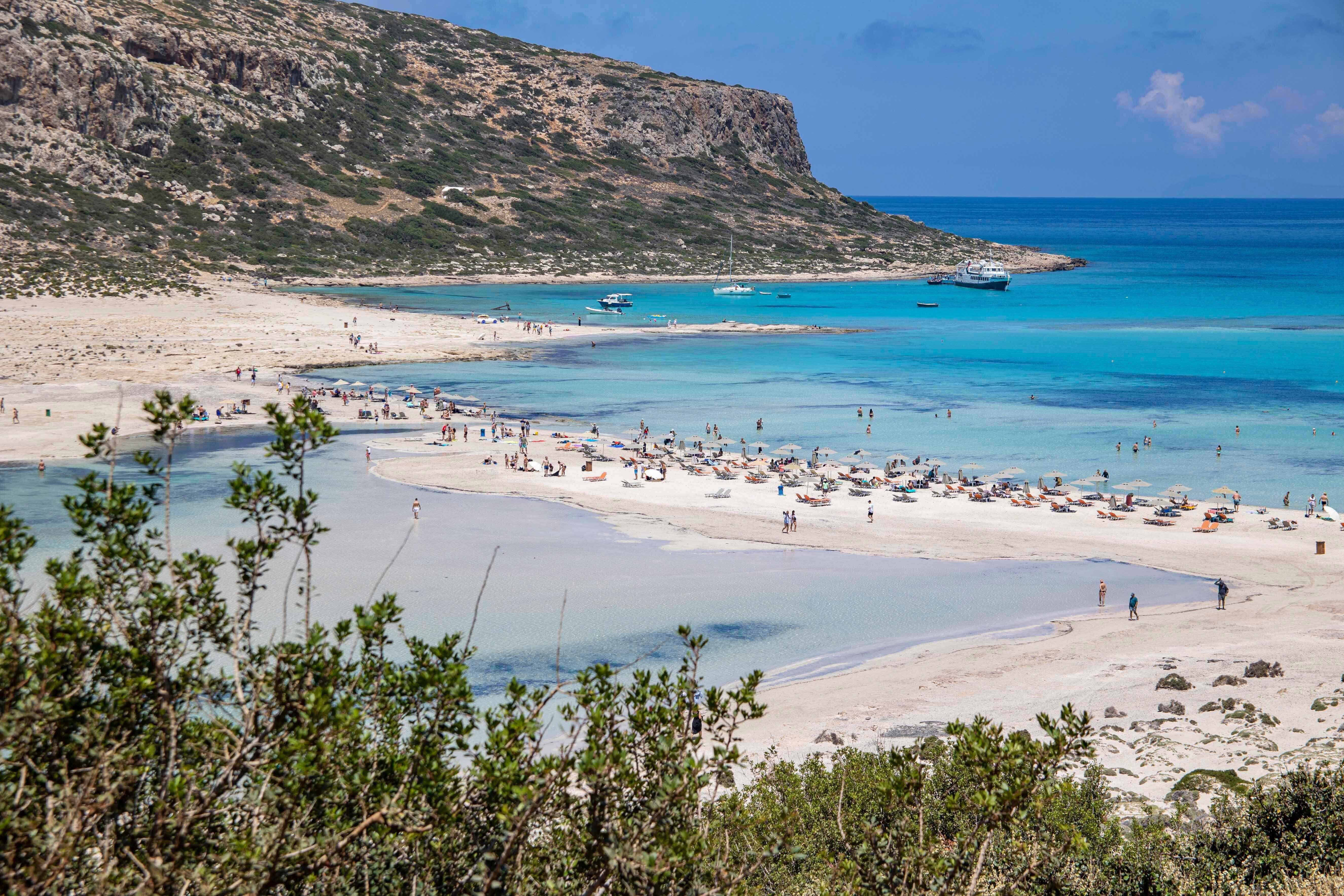 Deutsche Touristen stirbt im Traumurlaub! Tödlicher Unfall im Paradies - was passierte beim Baden auf Bora Bora?