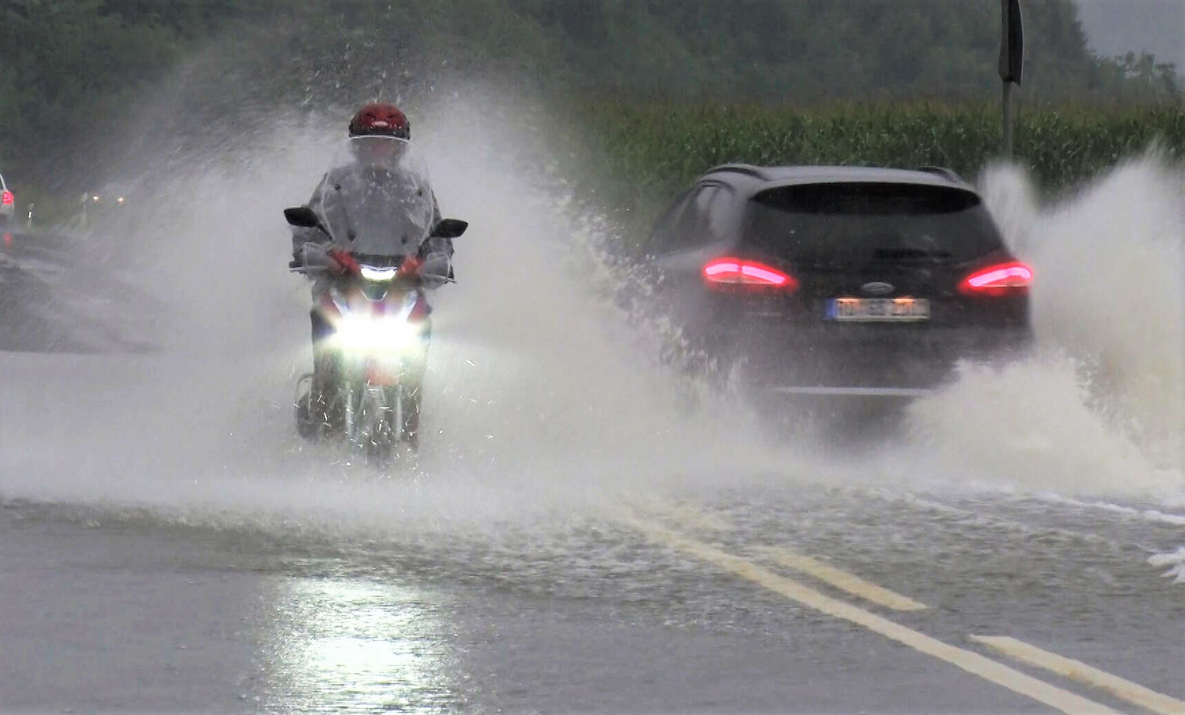 Schwere Unwetterschäden in Deutschland! Örtlich sogar Überschwemmungen - und es geht weiter!