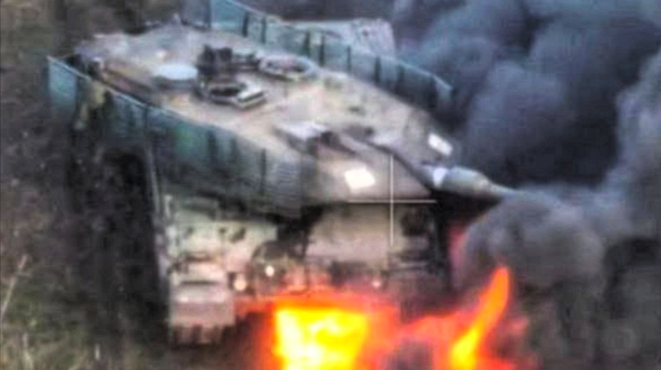 Eilmeldung! Russen erobern deutschen Superpanzer! Leopard in den Händen des Kreml